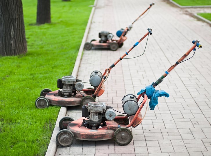 Where to Sell Old Lawn Mowers 